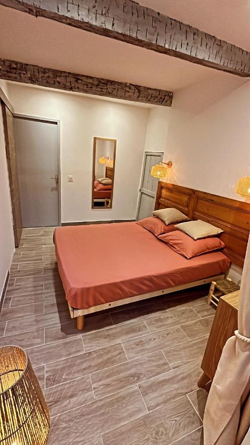 Appartement T2 Centre Village Cucuron Extérieur photo
